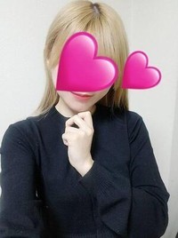 出張75分13000円!日本橋・十三・梅田・西中島待ち合わせ75分15000円(ホテル代込み)など。
