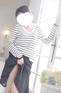 【おじさまの理想の彼女】おっとり可愛いおじさま大好き黒髪ショートカットは北浜にいるバリキャリオトナ女