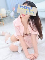 三崎ユイ (22) ROOMiE＋ ルーミープラス