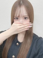 りな ヒルズスパ 梅田＋ プラスの女の子