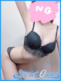 80分18,700円 のところをなんと・・・ 80分指名料込み 14,300円