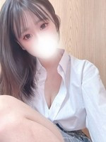 りり (21) 神戸回春性感マッサージ倶楽部の女の子